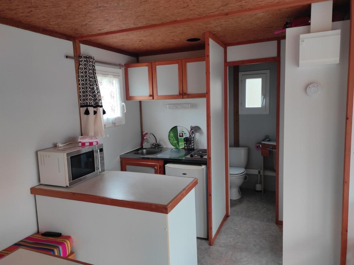 Chalet Simple Au Camping L'Etruyere Au Lac La Tardiere Екстер'єр фото